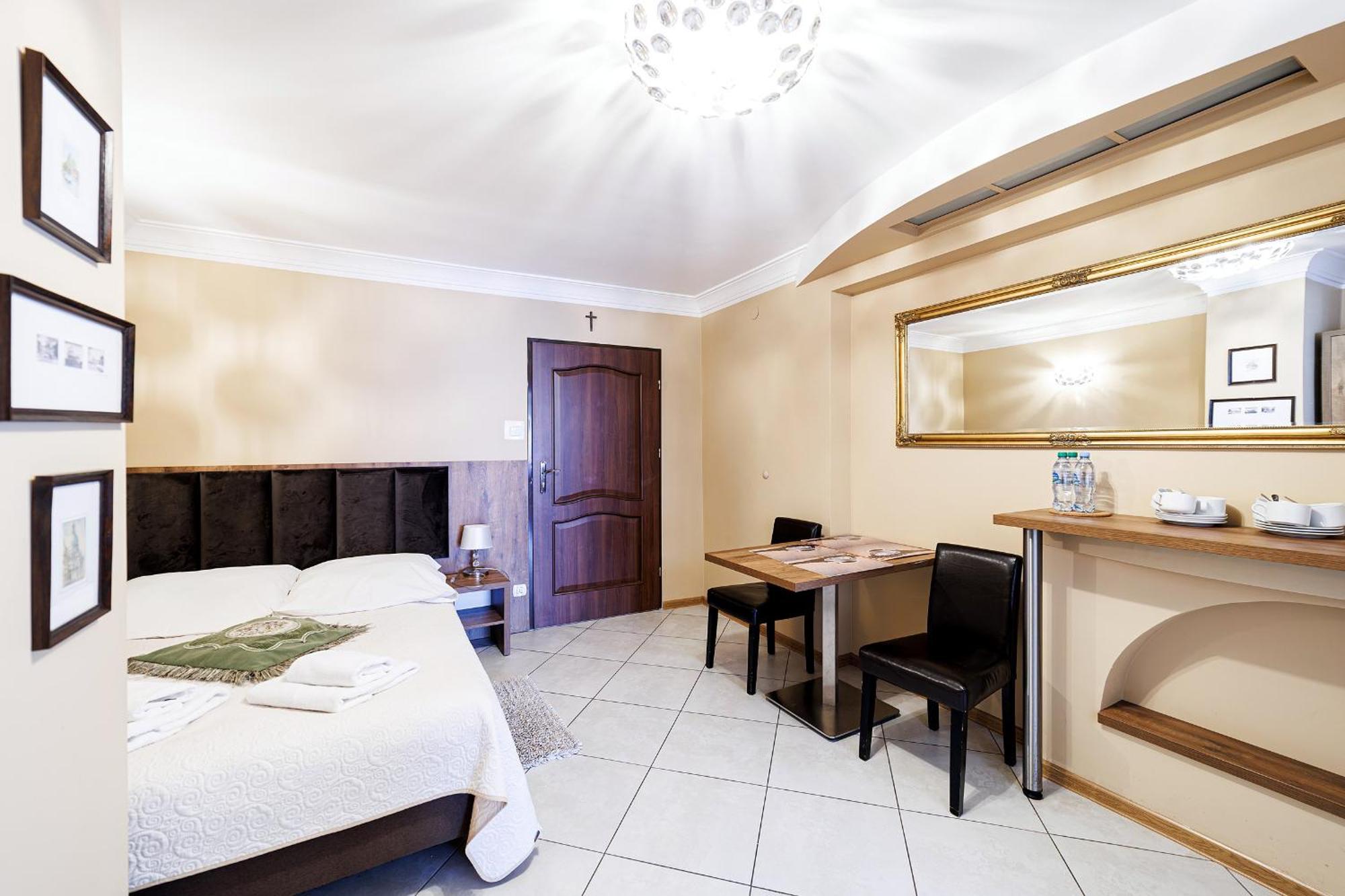 Stratos Bed & Breakfast Leba Bagian luar foto