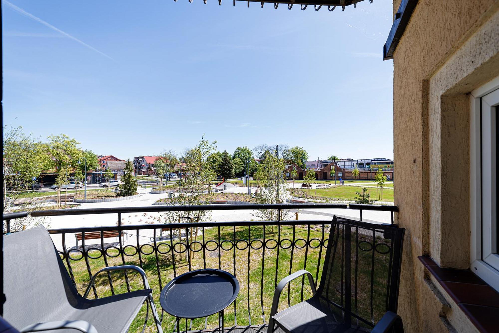 Stratos Bed & Breakfast Leba Bagian luar foto