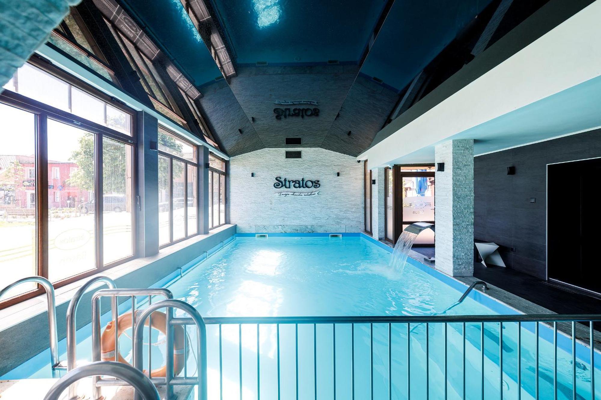 Stratos Bed & Breakfast Leba Bagian luar foto