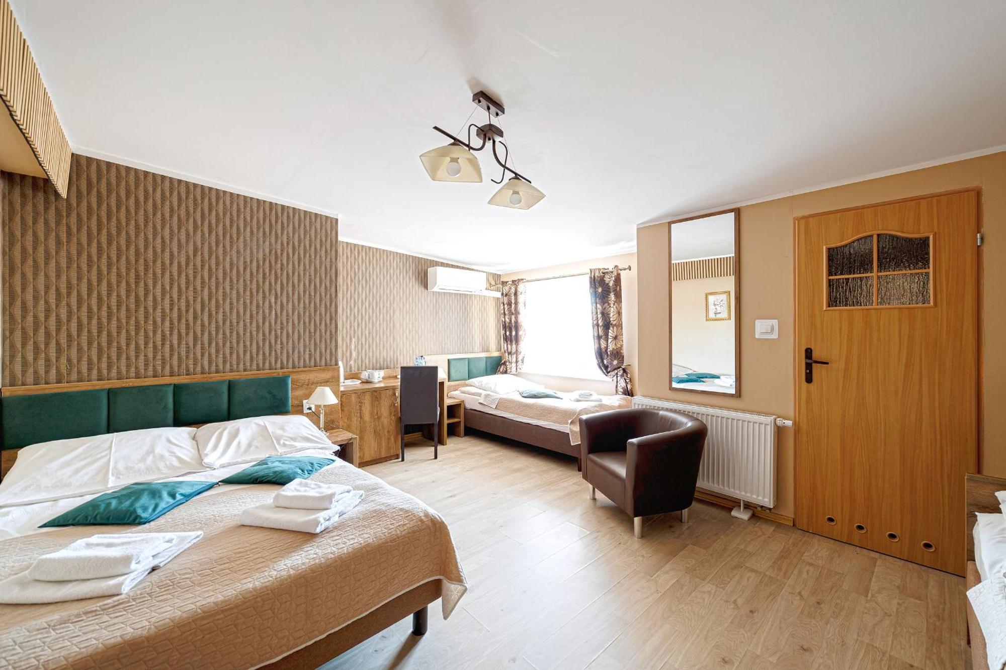 Stratos Bed & Breakfast Leba Bagian luar foto