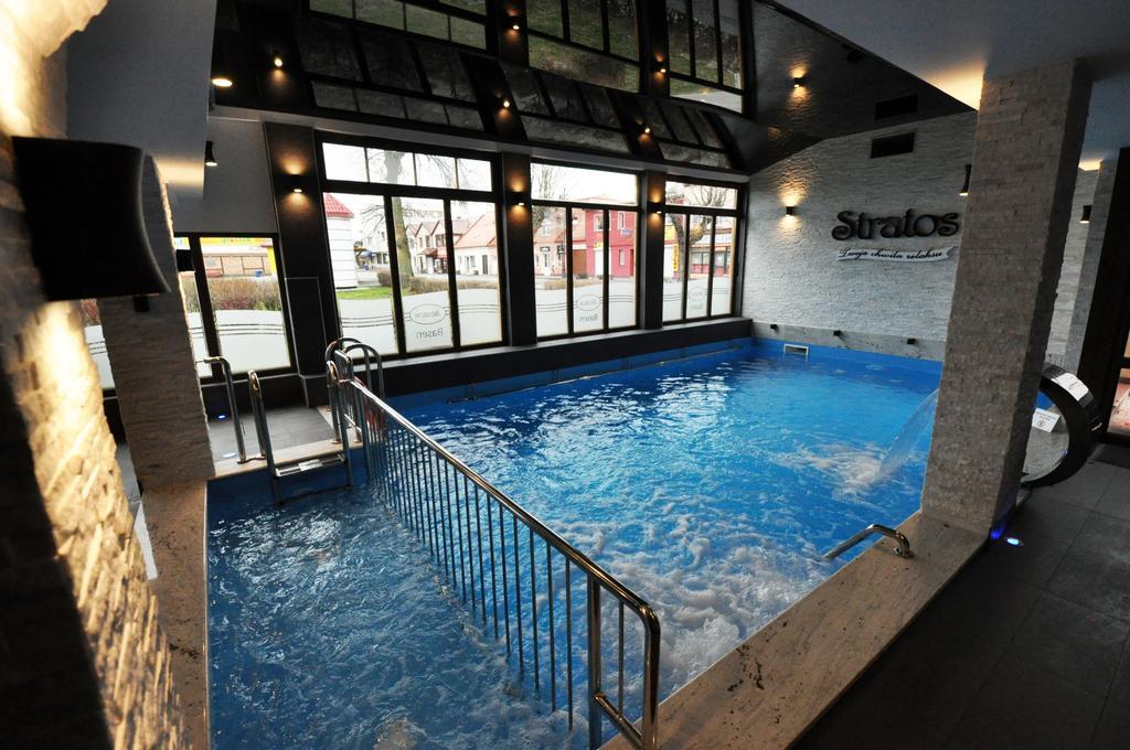 Stratos Bed & Breakfast Leba Bagian luar foto