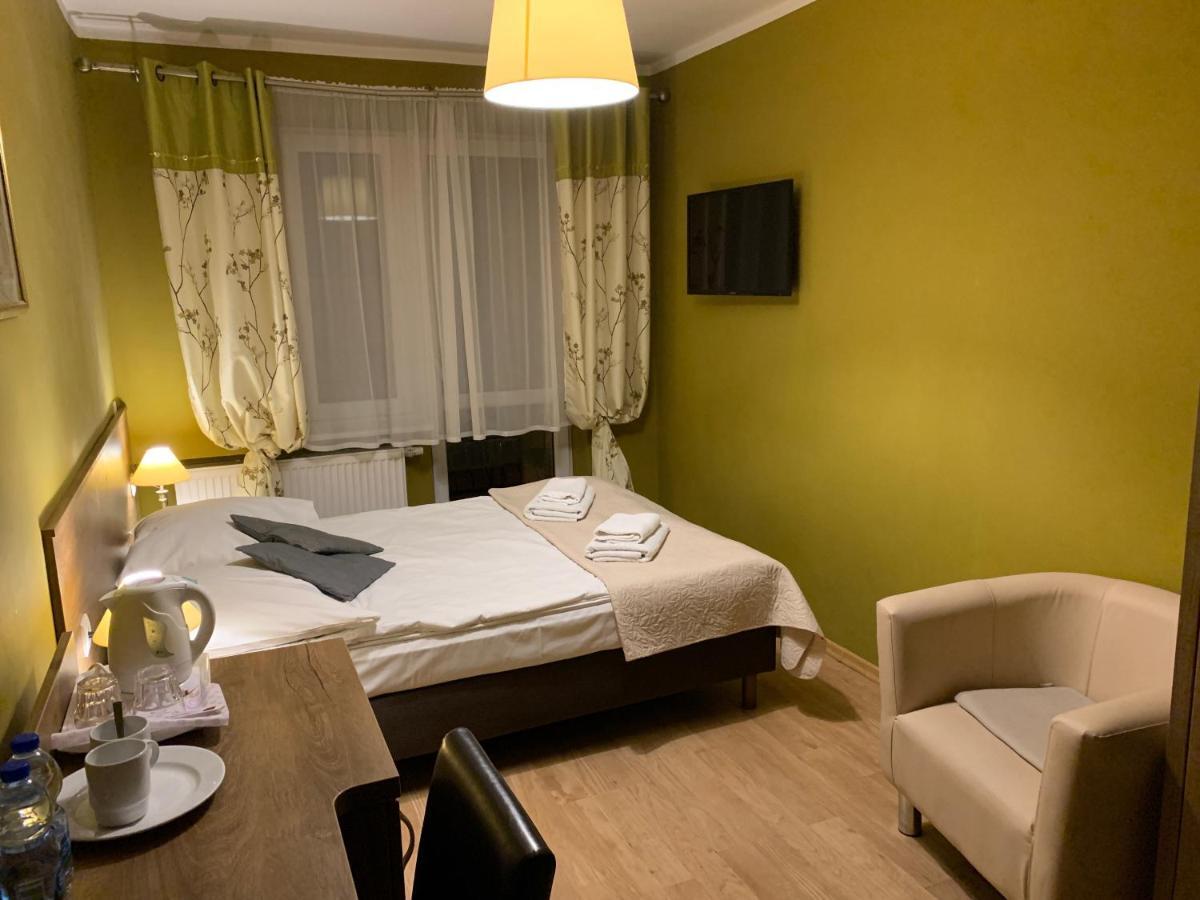 Stratos Bed & Breakfast Leba Bagian luar foto